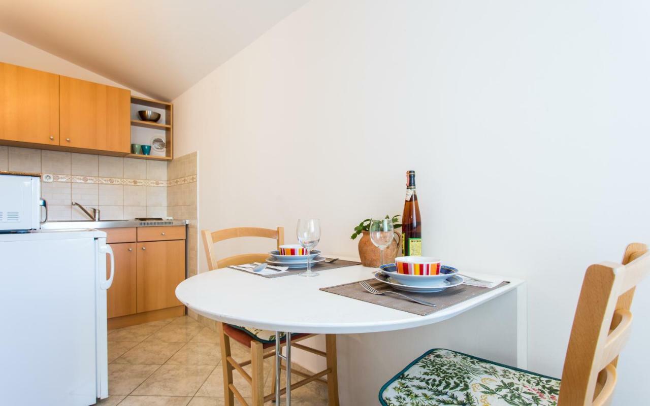 Apartments Luka Baška Εξωτερικό φωτογραφία