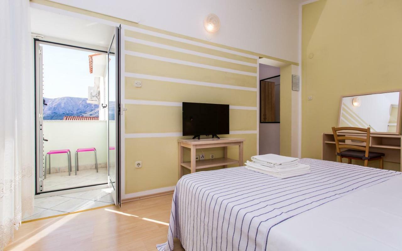 Apartments Luka Baška Εξωτερικό φωτογραφία