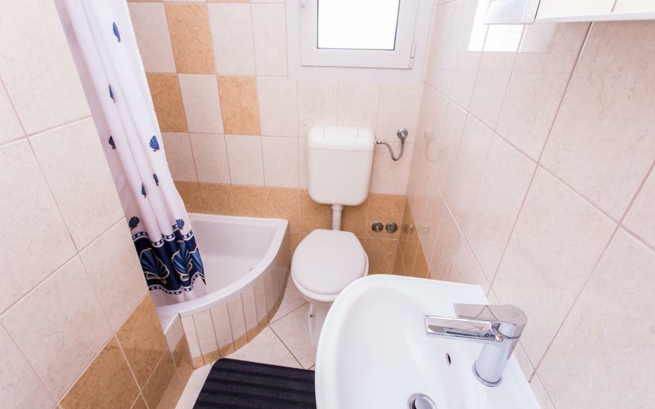 Apartments Luka Baška Εξωτερικό φωτογραφία