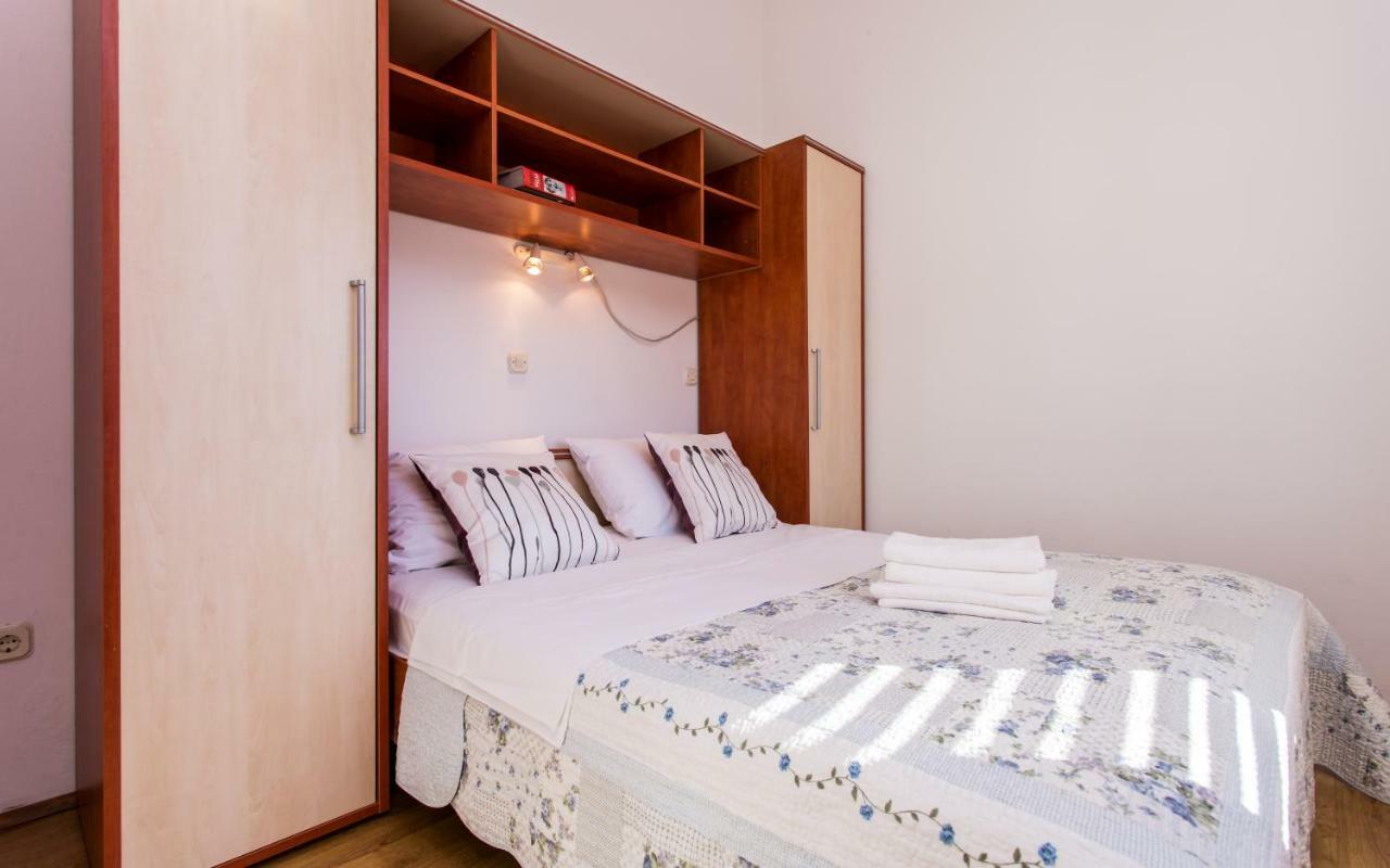Apartments Luka Baška Εξωτερικό φωτογραφία